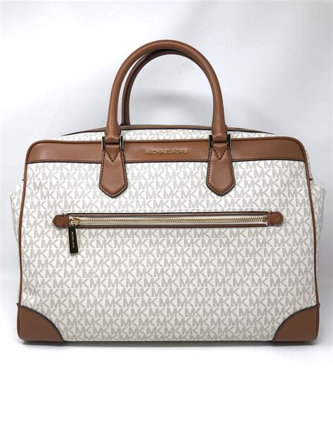 michael kors hombre outlet|michael kors luggage clearance.